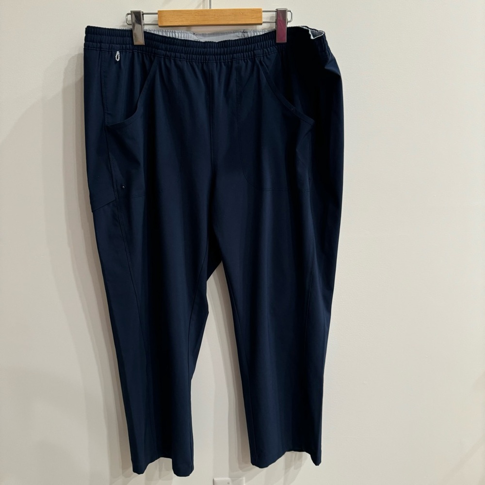 Columbia Navy Relaxed Fit Elastic Waistband